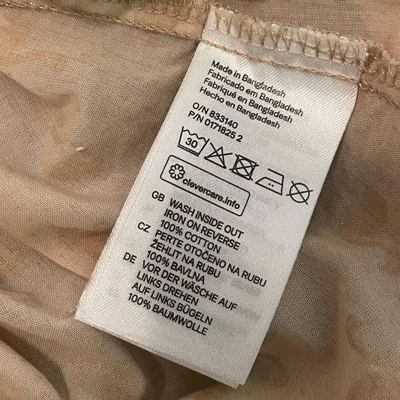 H&M Infant’s Taupe cotton dress with sparkly golden flamingos-Size 4-6 months - Picture 8 of 8